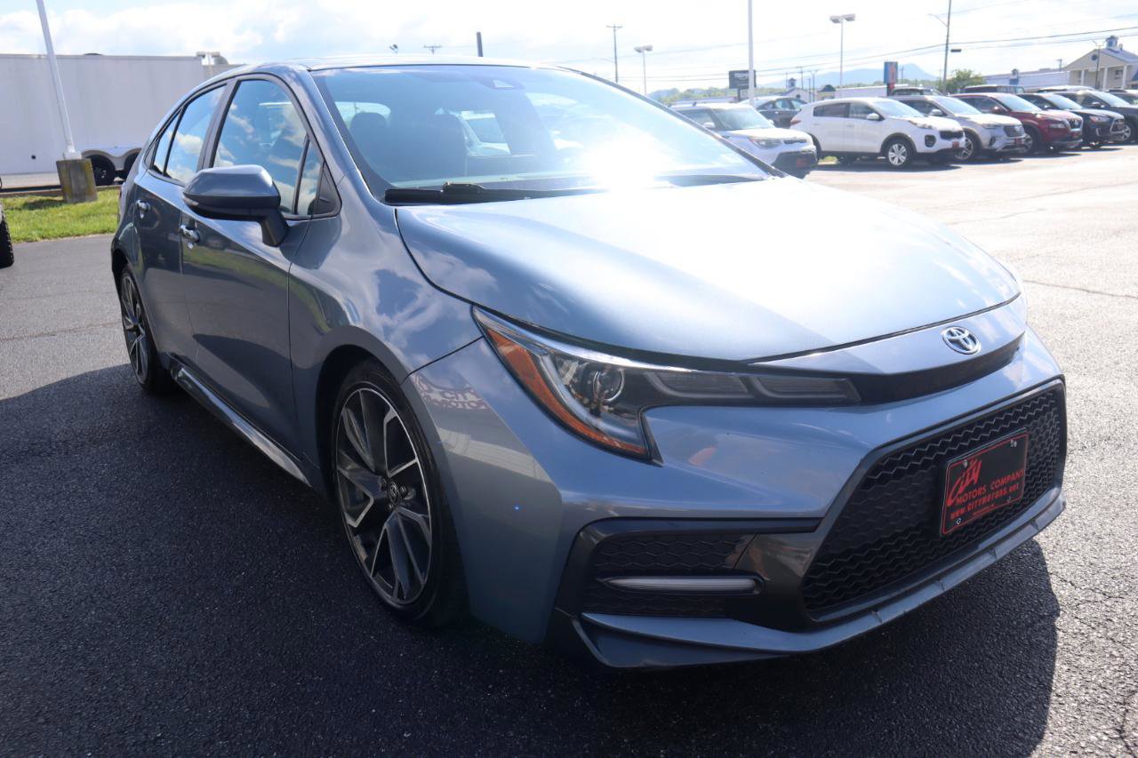 Used 2020 Toyota Corolla SE w/ SE Premium Package FWD image 32
