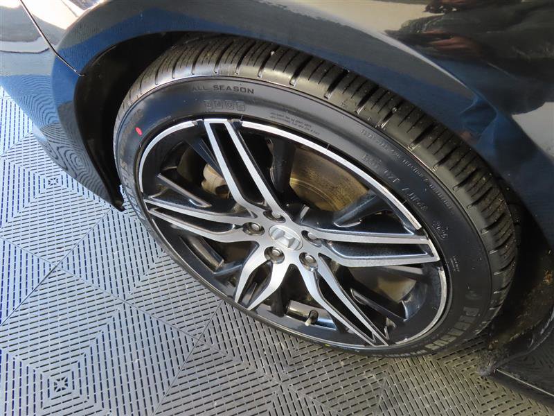 Used 2021 Honda Accord Touring image 6