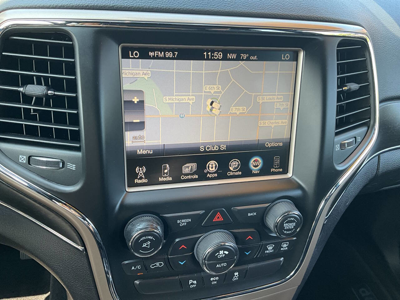Used 2015 Jeep Grand Cherokee Limited image 22