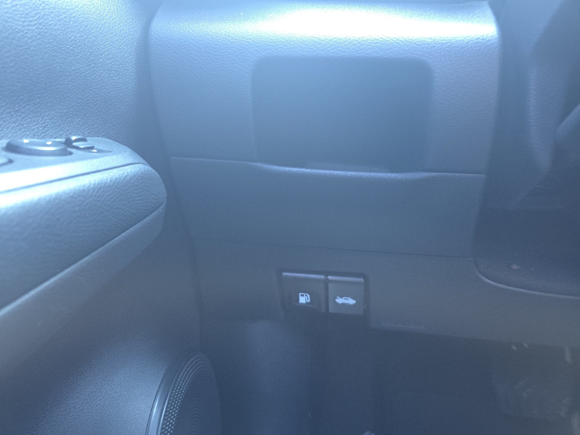 Used 2023 Nissan Kicks SV FWD image 20