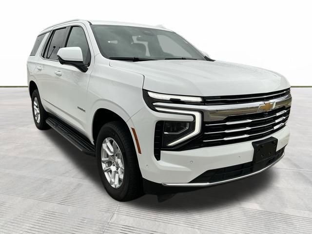 Used 2025 Chevrolet Tahoe LT image 2
