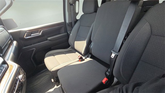 Used 2024 GMC Sierra 1500 Elevation image 38