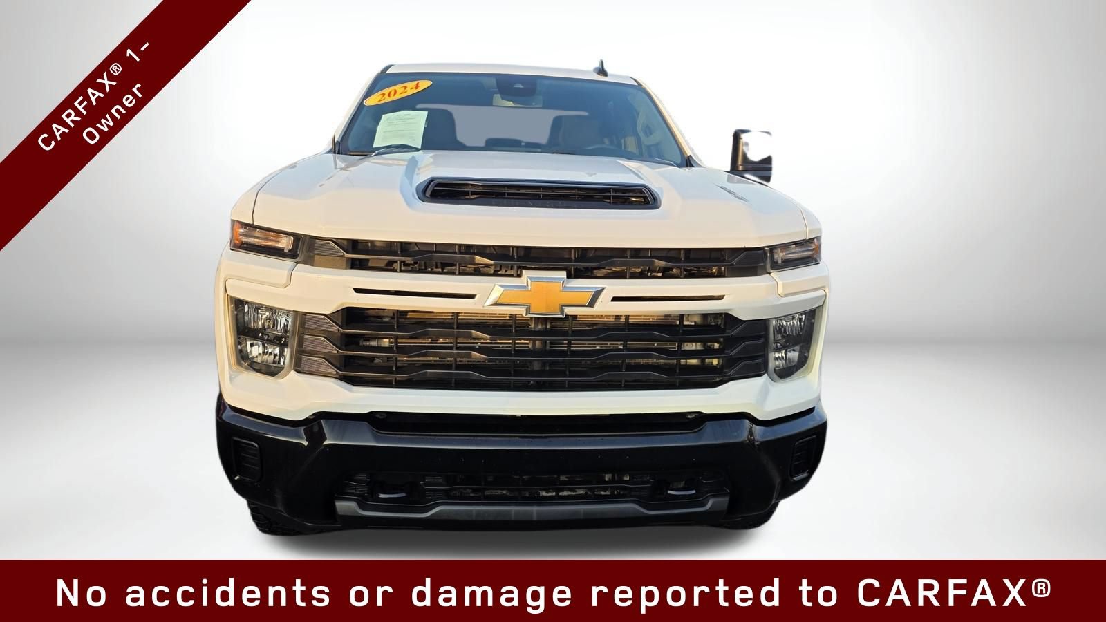 Used 2024 Chevrolet Silverado 2500 Custom w/ Custom Value Package AWD/4WD image 3