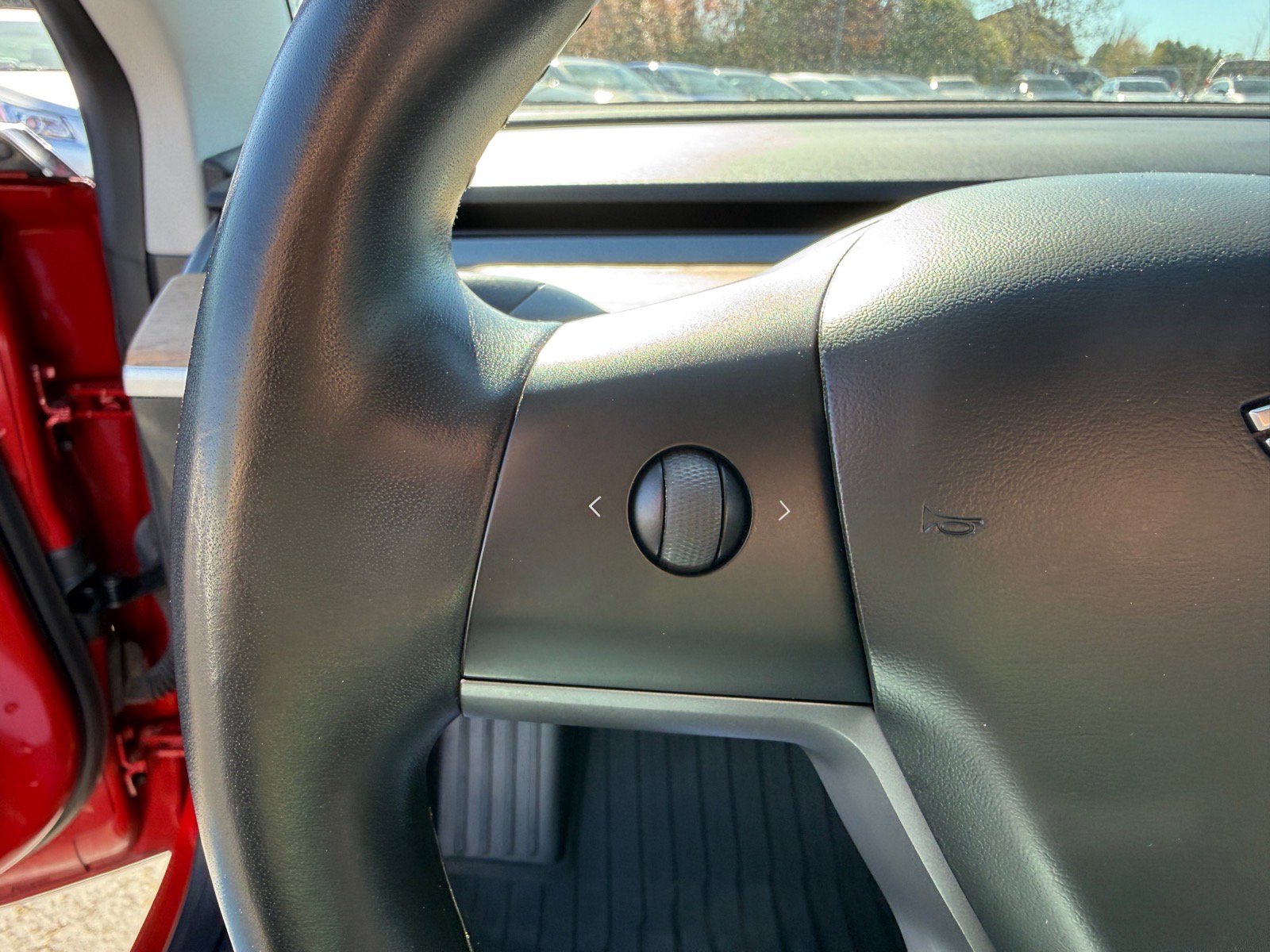 Used 2018 Tesla Model 3 image 22