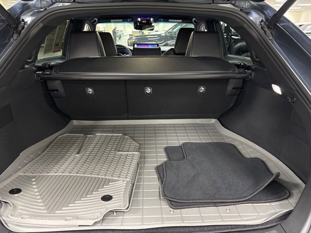 Certified 2024 Toyota Venza XLE image 12