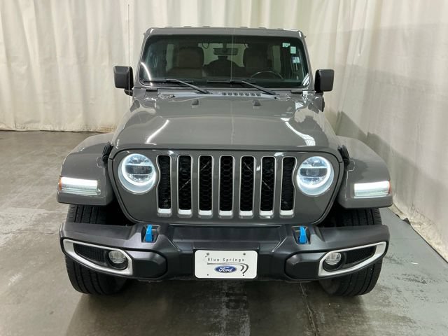 Used 2022 Jeep Wrangler Unlimited Sahara w/ Cold Weather Group AWD/4WD image 11