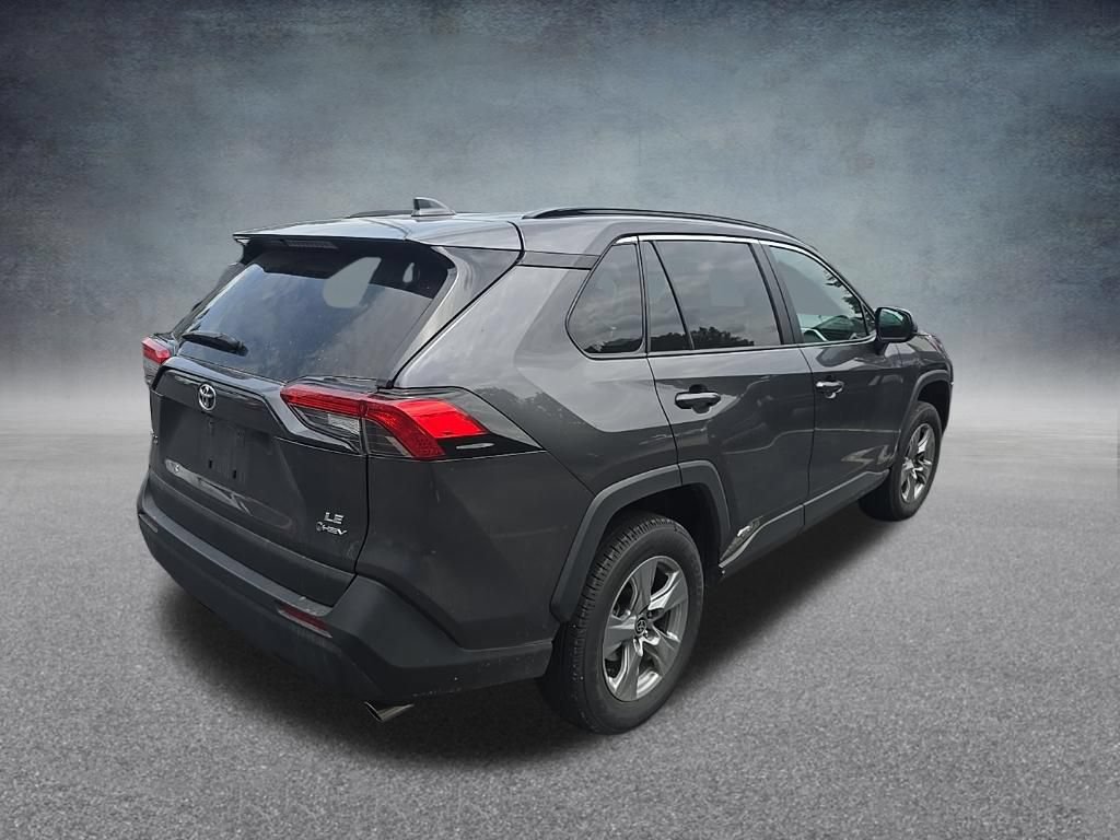 Used 2025 Toyota RAV4 LE AWD/4WD image 7