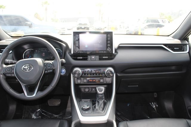 Used 2021 Toyota RAV4 XSE AWD/4WD image 10