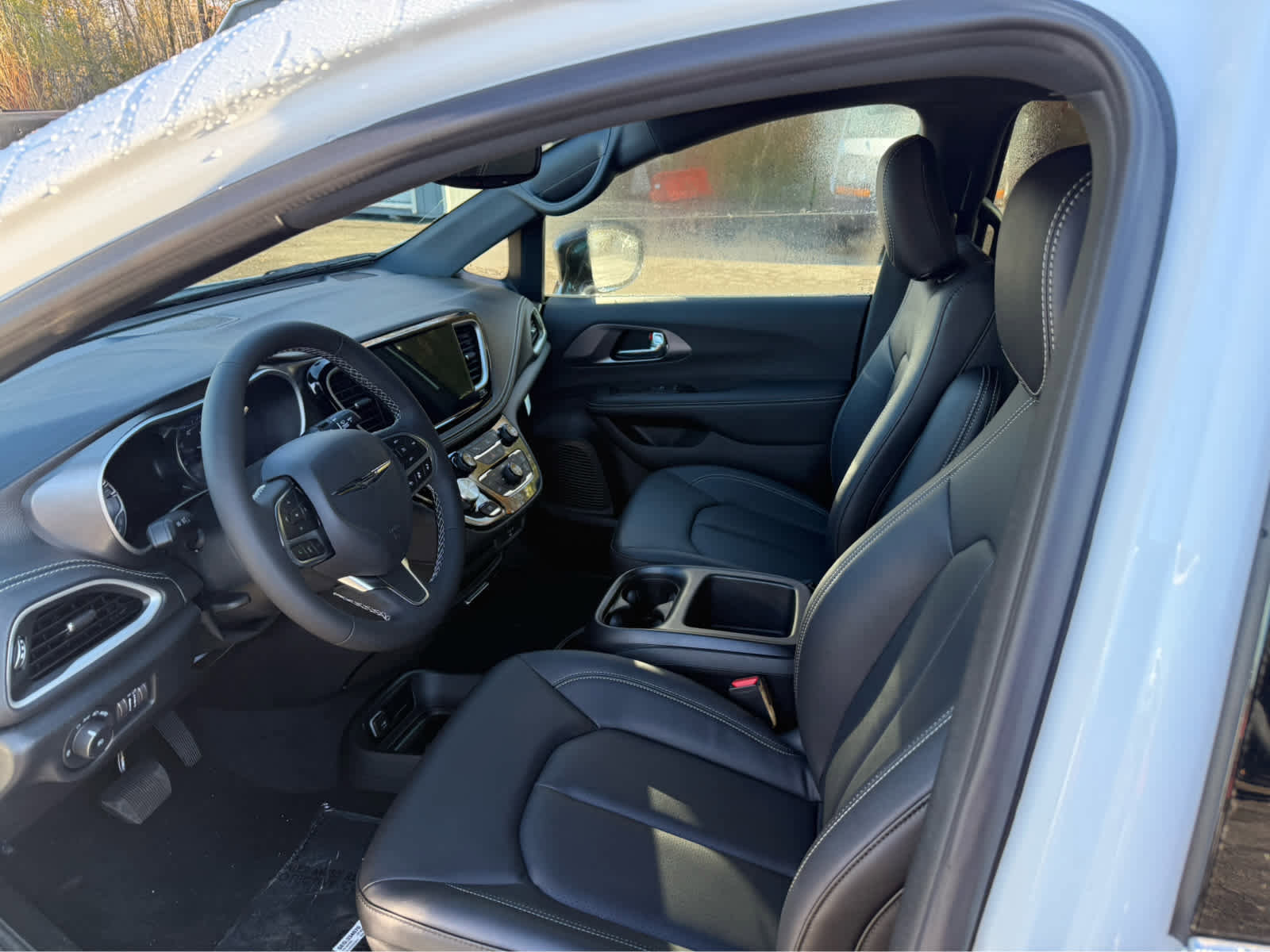 New 2026 Chrysler Pacifica Select image 12