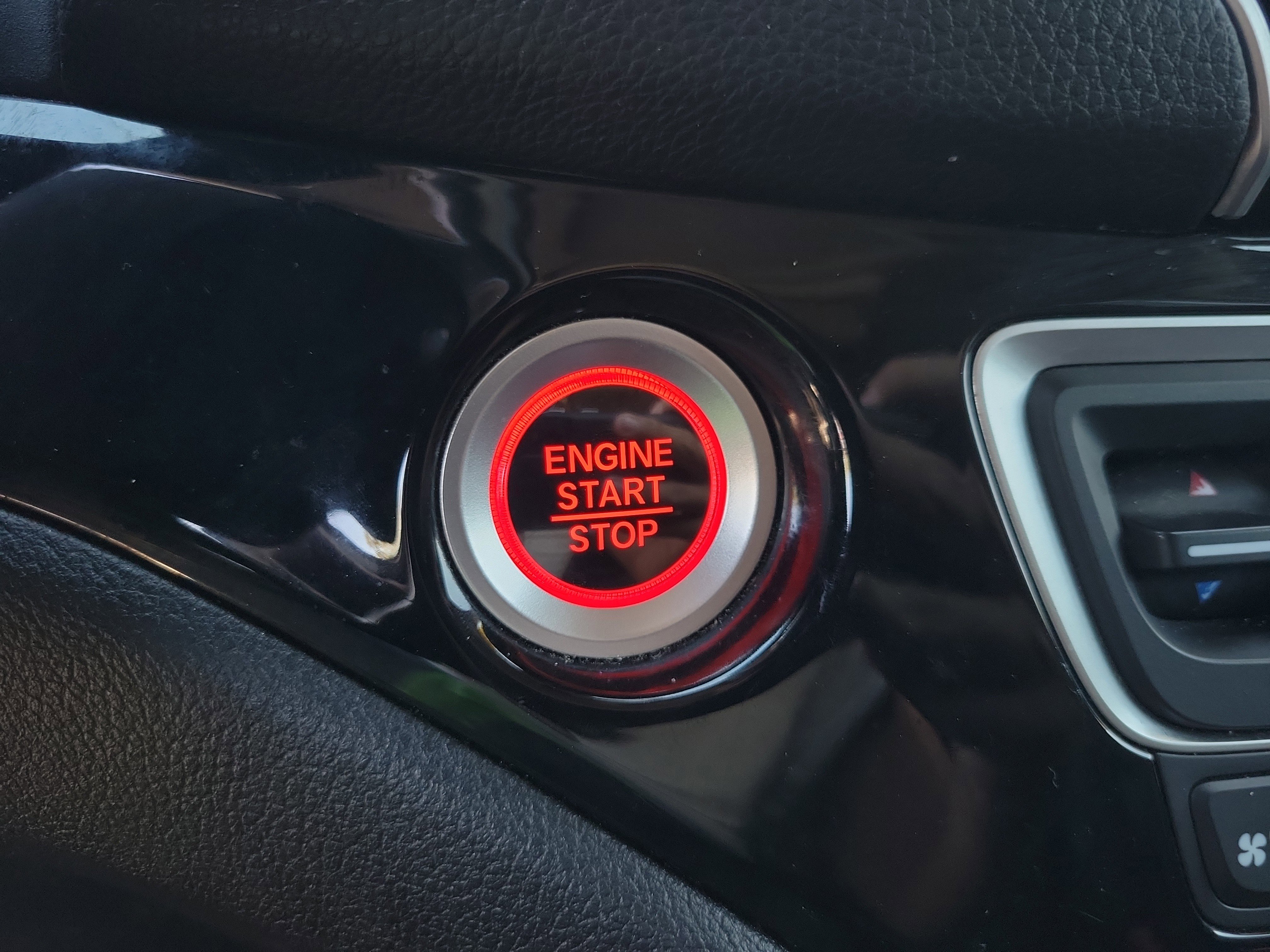 Used 2019 Honda Pilot Touring image 36