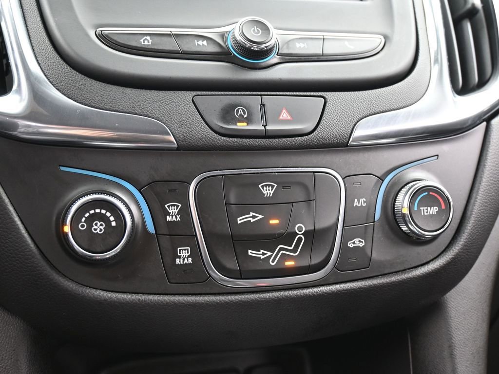 Used 2023 Chevrolet Equinox LT image 23