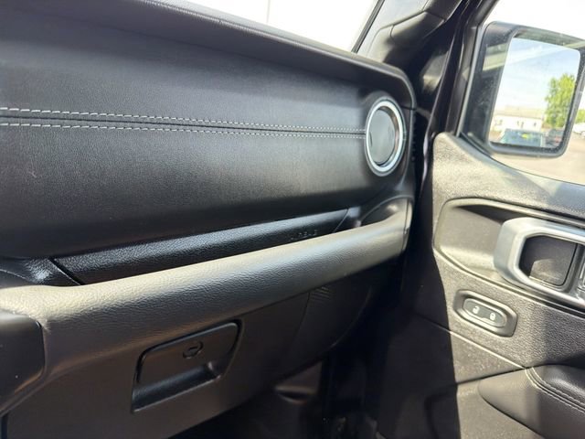 Used 2021 Jeep Wrangler Unlimited Sahara w/ Cold Weather Group AWD/4WD image 24