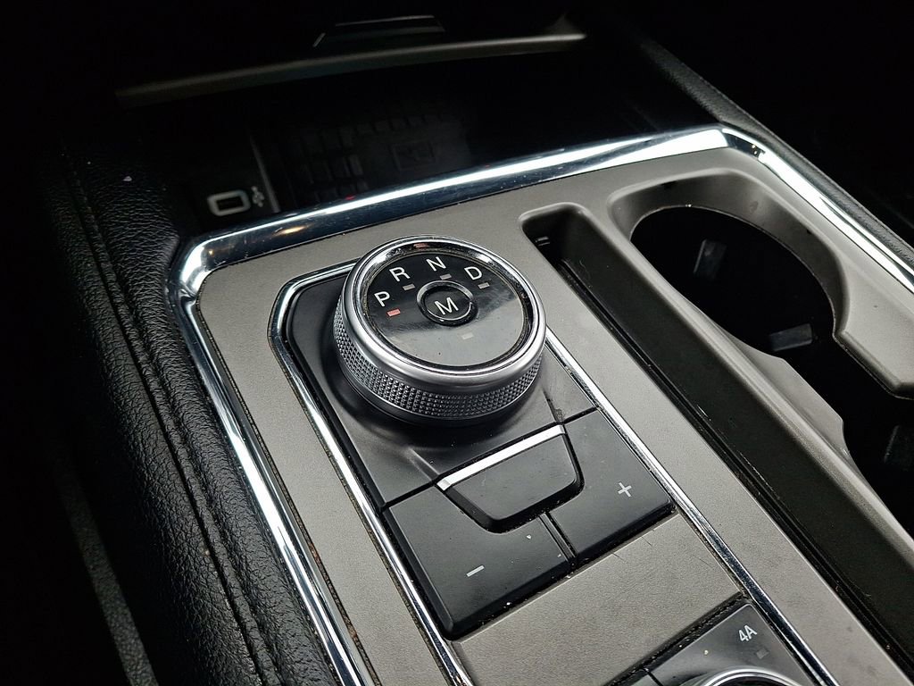 Used 2019 Ford Expedition XLT w/ Equipment Group 202A image 16