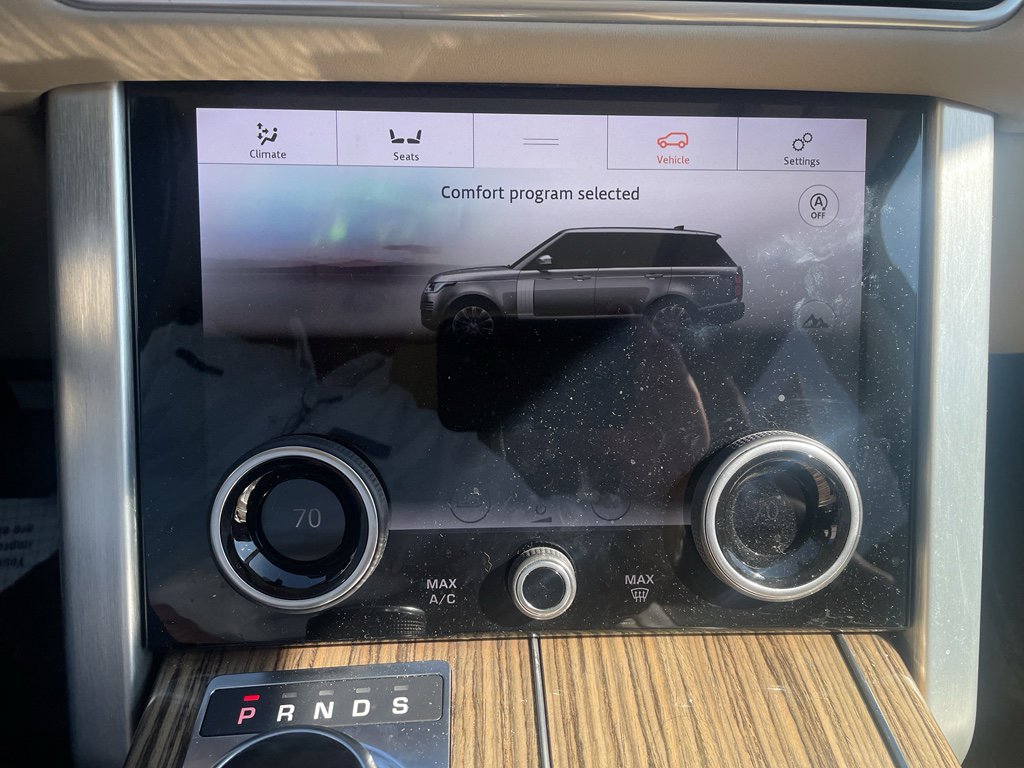 Used 2018 Land Rover Range Rover HSE image 22