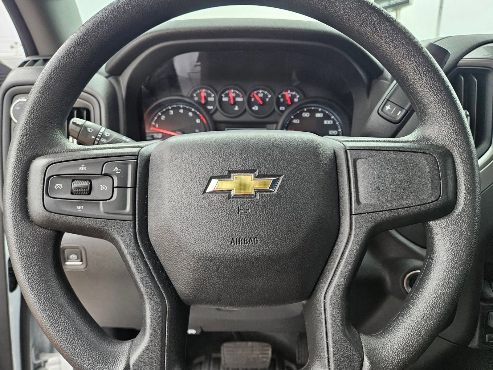 Used 2025 Chevrolet Silverado 1500 W/T w/ Trailering Package AWD/4WD image 12