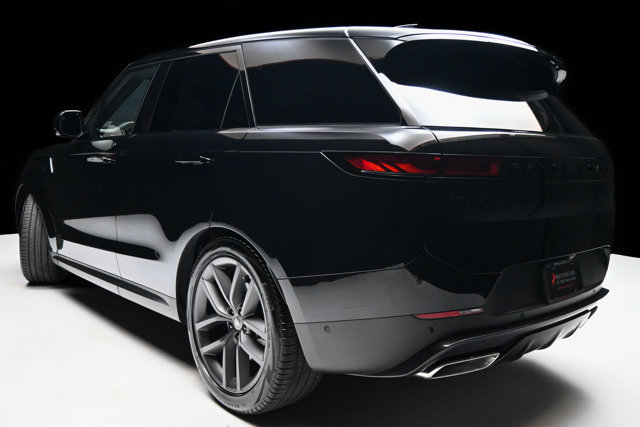 Used 2025 Land Rover Range Rover Sport SE AWD/4WD image 21