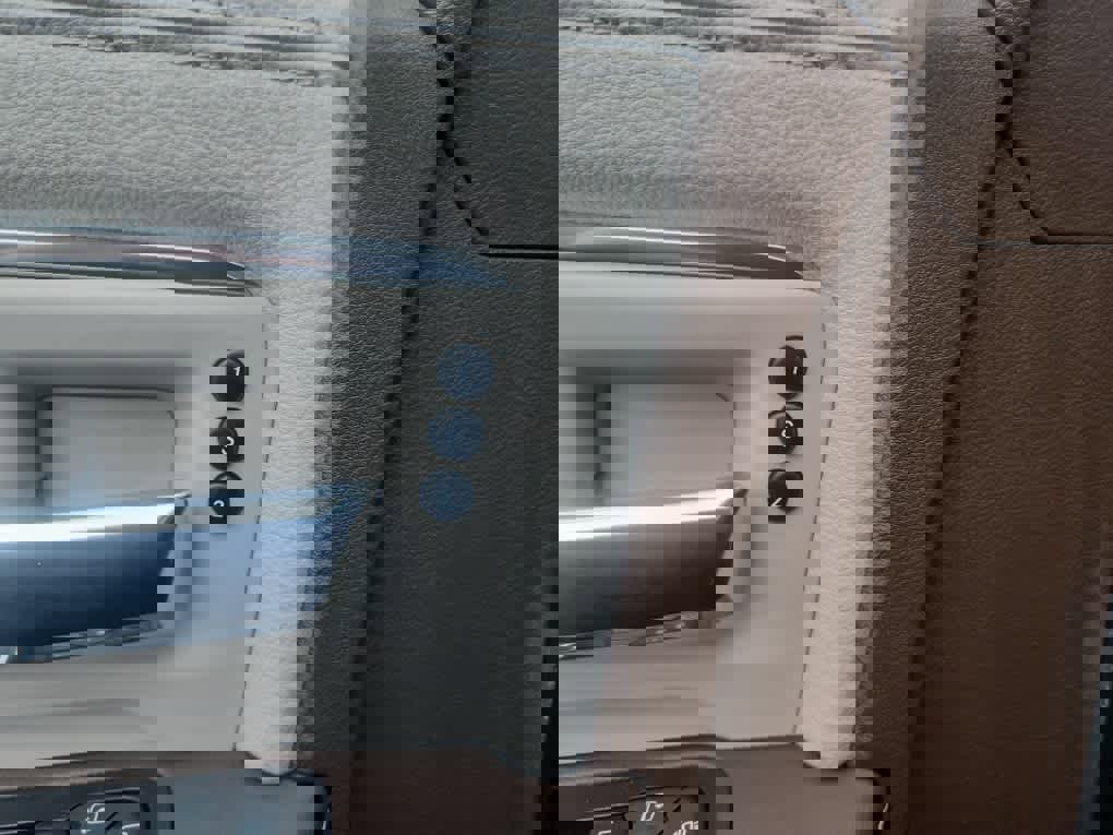 Used 2025 RAM 3500 Laramie w/ Towing Technology Group image 20