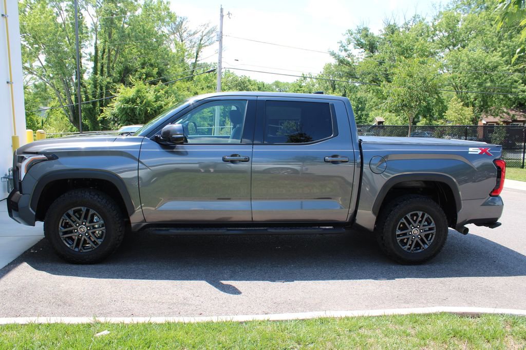 Used 2023 Toyota Tundra SR5 w/ SR5 Convenience Package AWD/4WD image 11