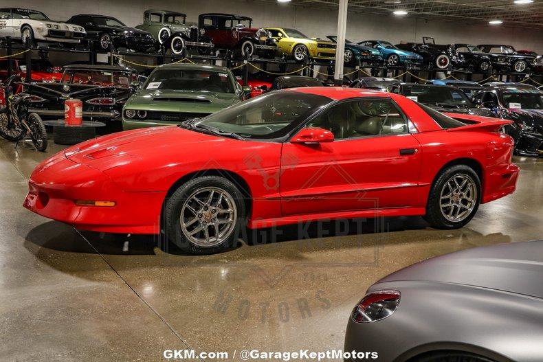 Used 1995 Pontiac Firebird Coupe image 9