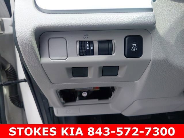 Used 2017 Subaru Forester 2.5i Premium w/ All-Weather Package AWD/4WD image 16