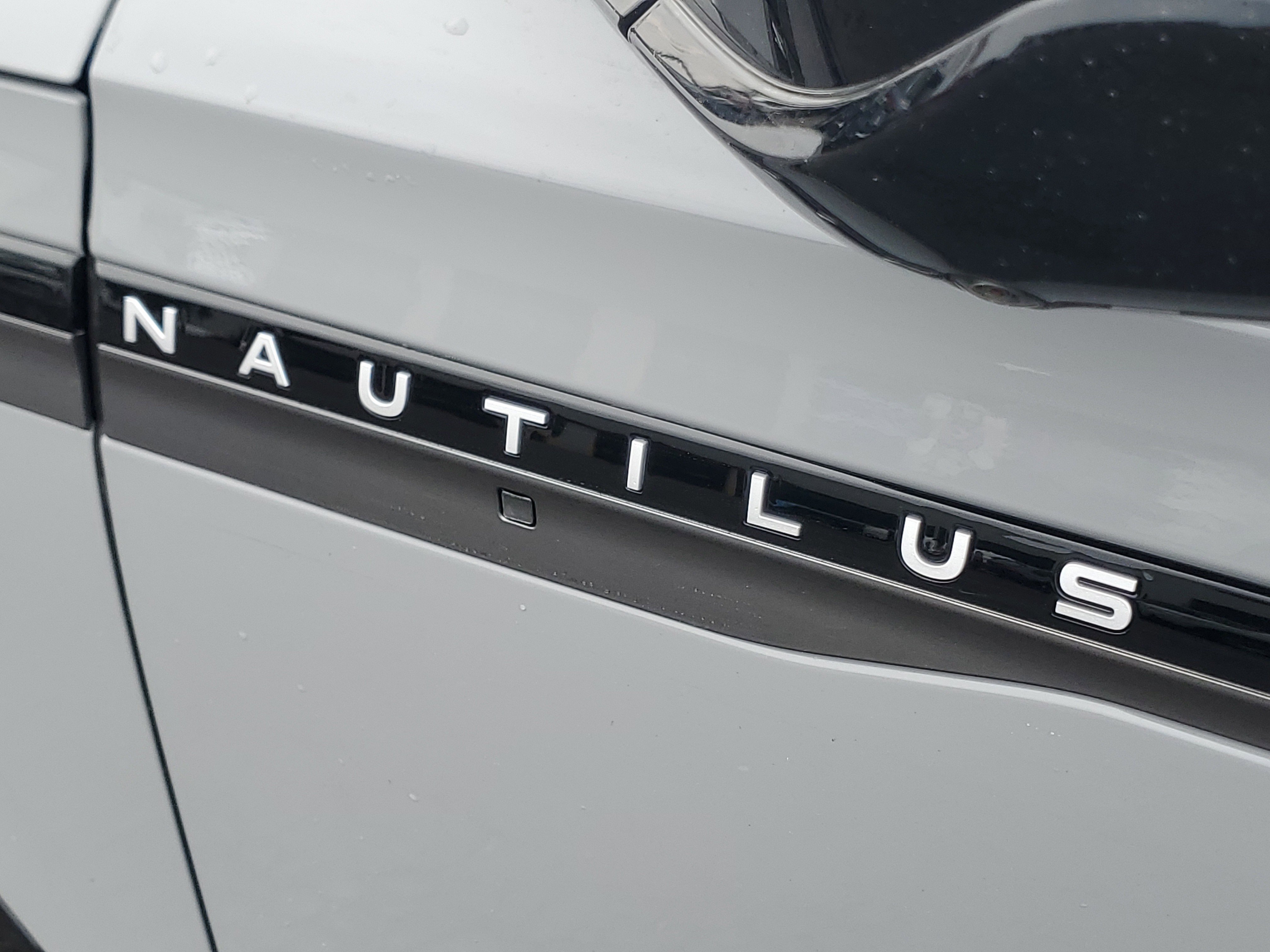 New 2026 Lincoln Nautilus Reserve image 7