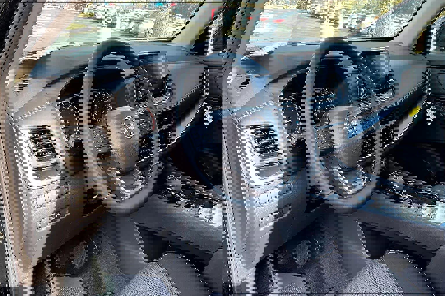 New 2026 Nissan Rogue SV image 8