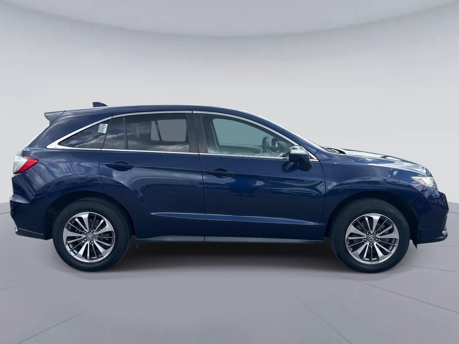 Used 2017 Acura RDX AWD w/ Advance Package image 2