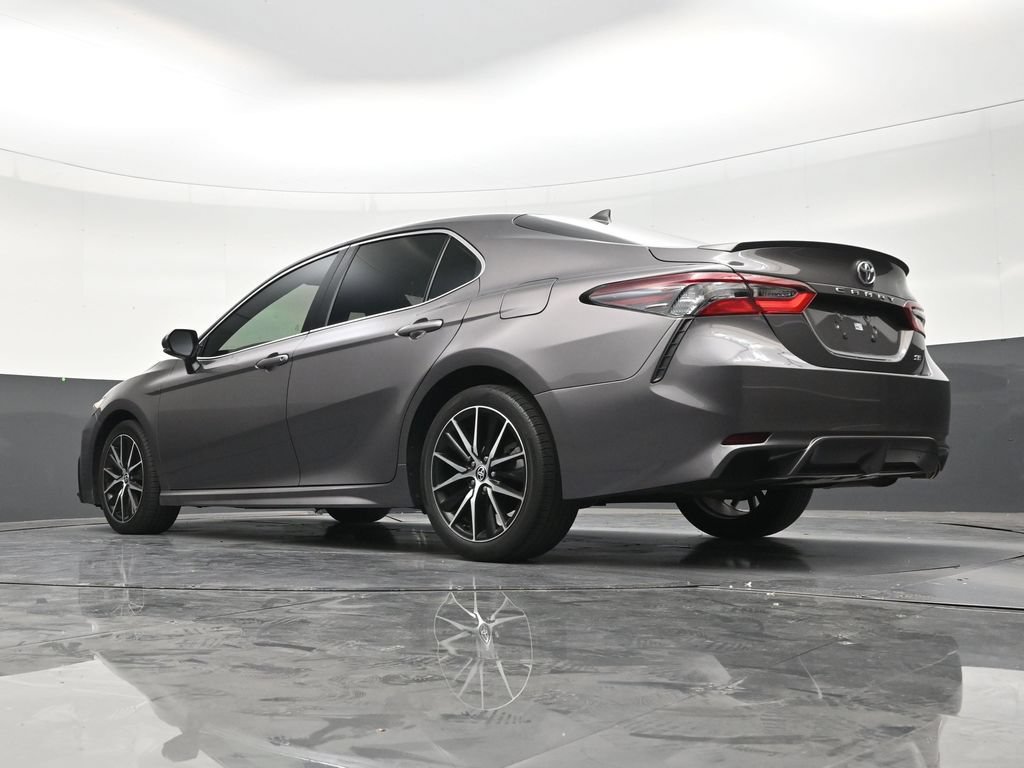 Used 2023 Toyota Camry SE w/ Convenience Package FWD image 22