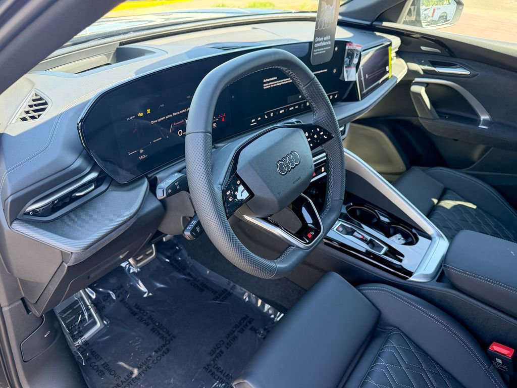New 2025 Audi SQ5 Prestige image 11