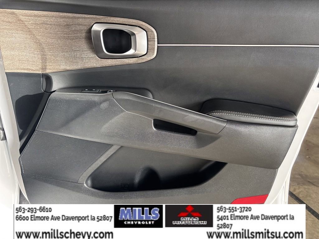Used 2021 Kia Sorento EX w/ EX AWD X-Line Package image 18