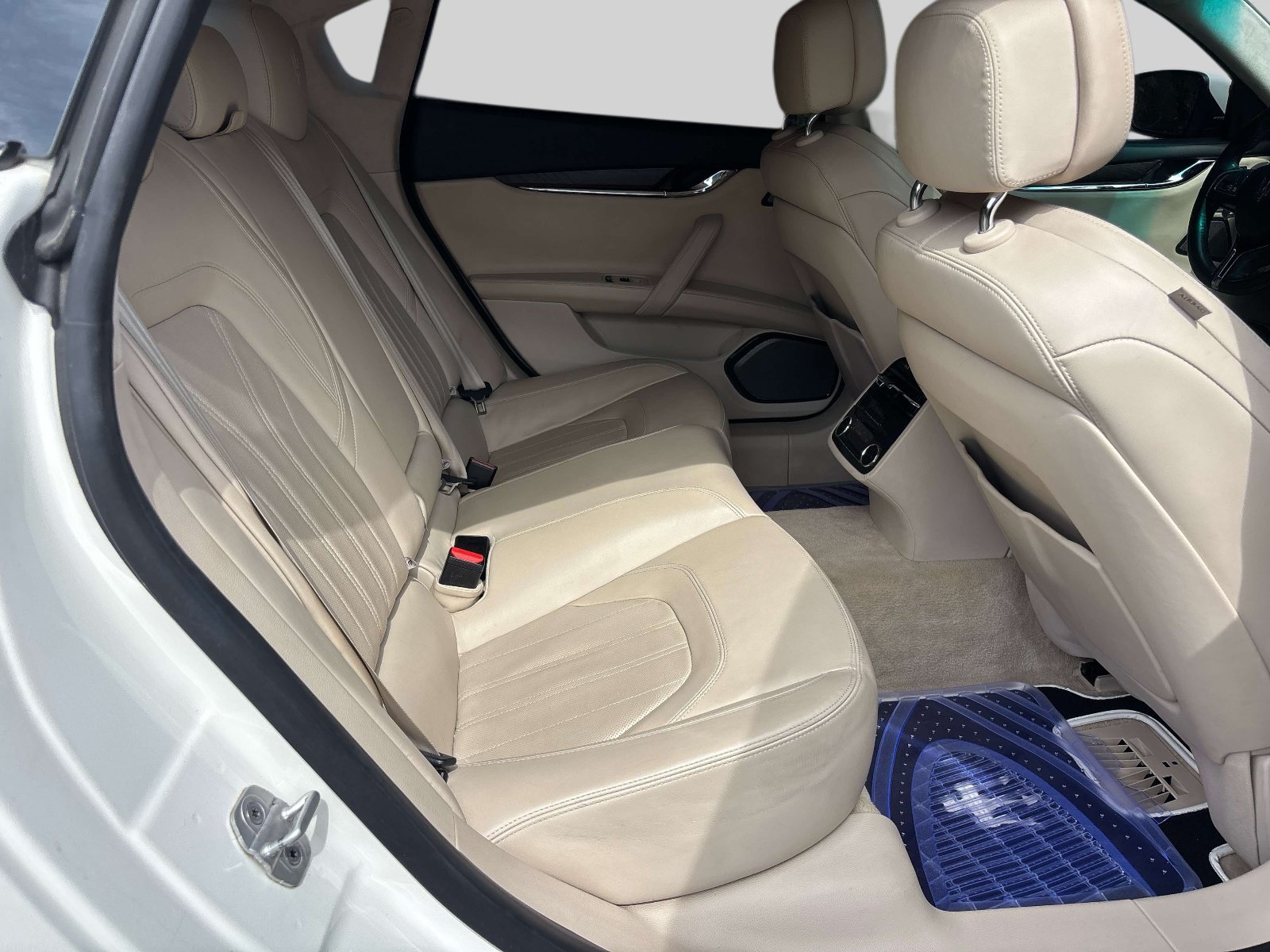 Used 2014 Maserati Quattroporte GTS RWD image 16