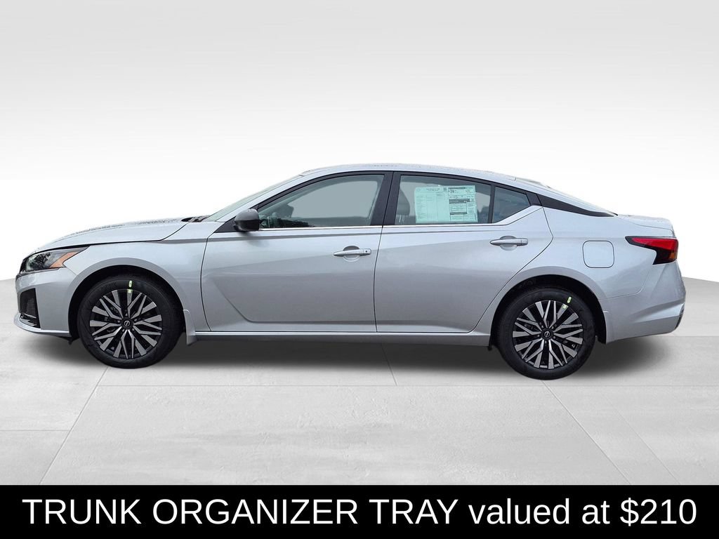 New 2026 Nissan Altima 2.5 SV AWD/4WD image 8