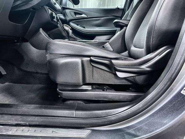 Used 2021 Buick Encore GX Preferred FWD image 13