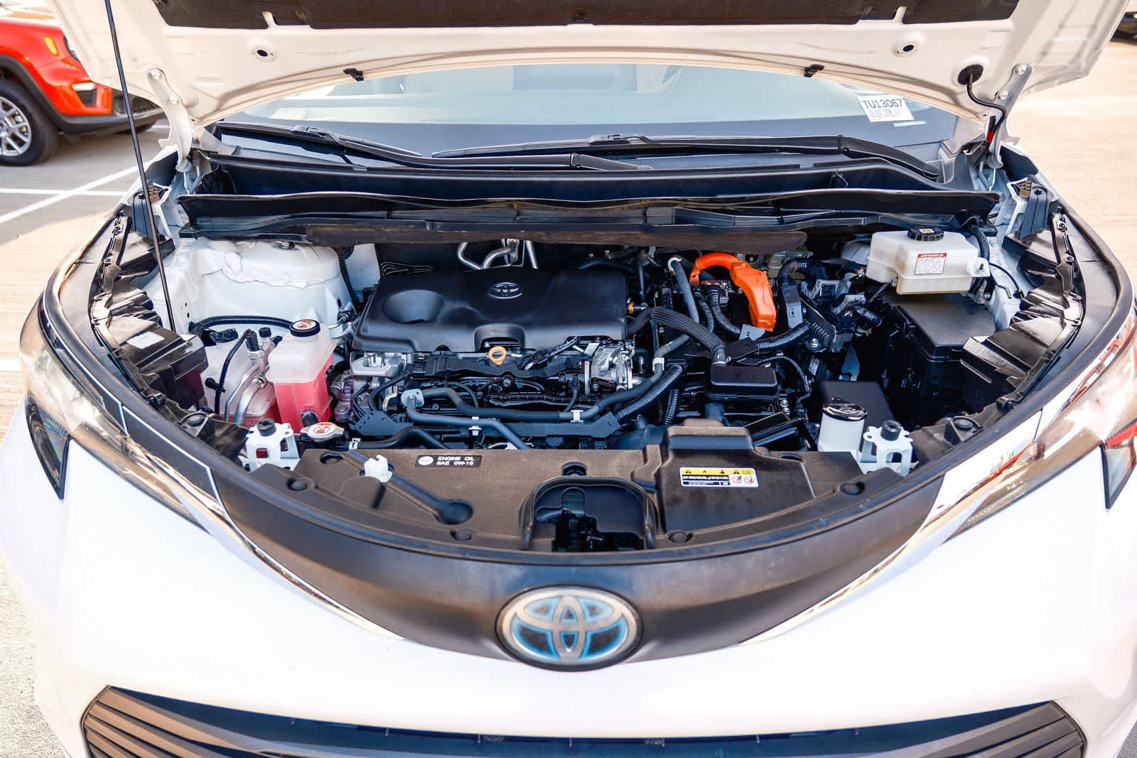 Certified 2021 Toyota Sienna LE AWD/4WD image 27
