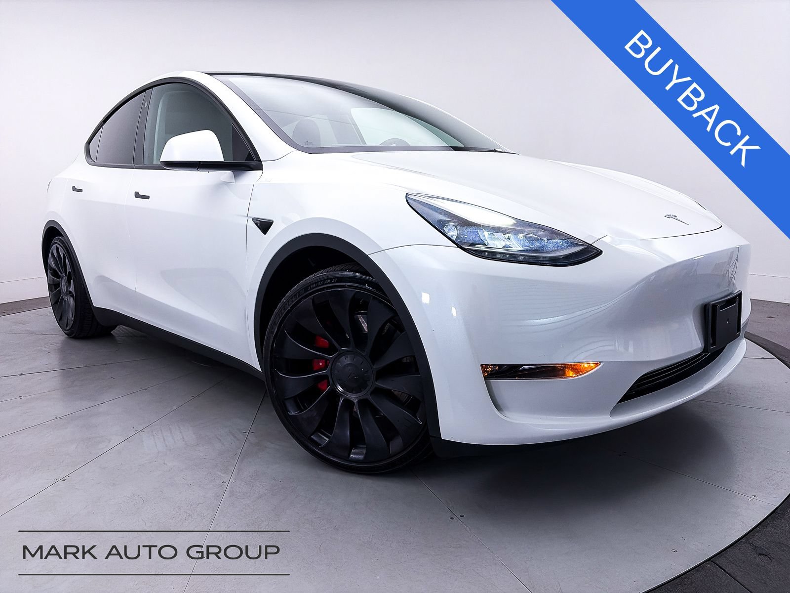 Used 2023 Tesla Model Y Performance AWD/4WD image 1