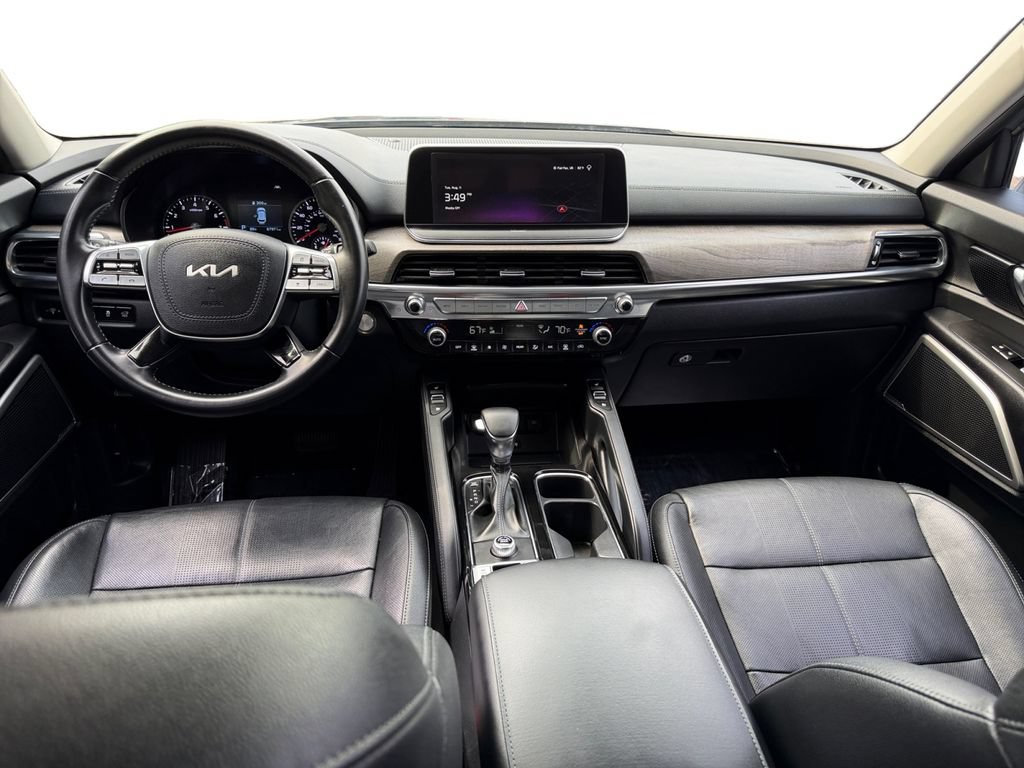 Used 2022 Kia Telluride EX w/ EX Premium Package FWD image 13