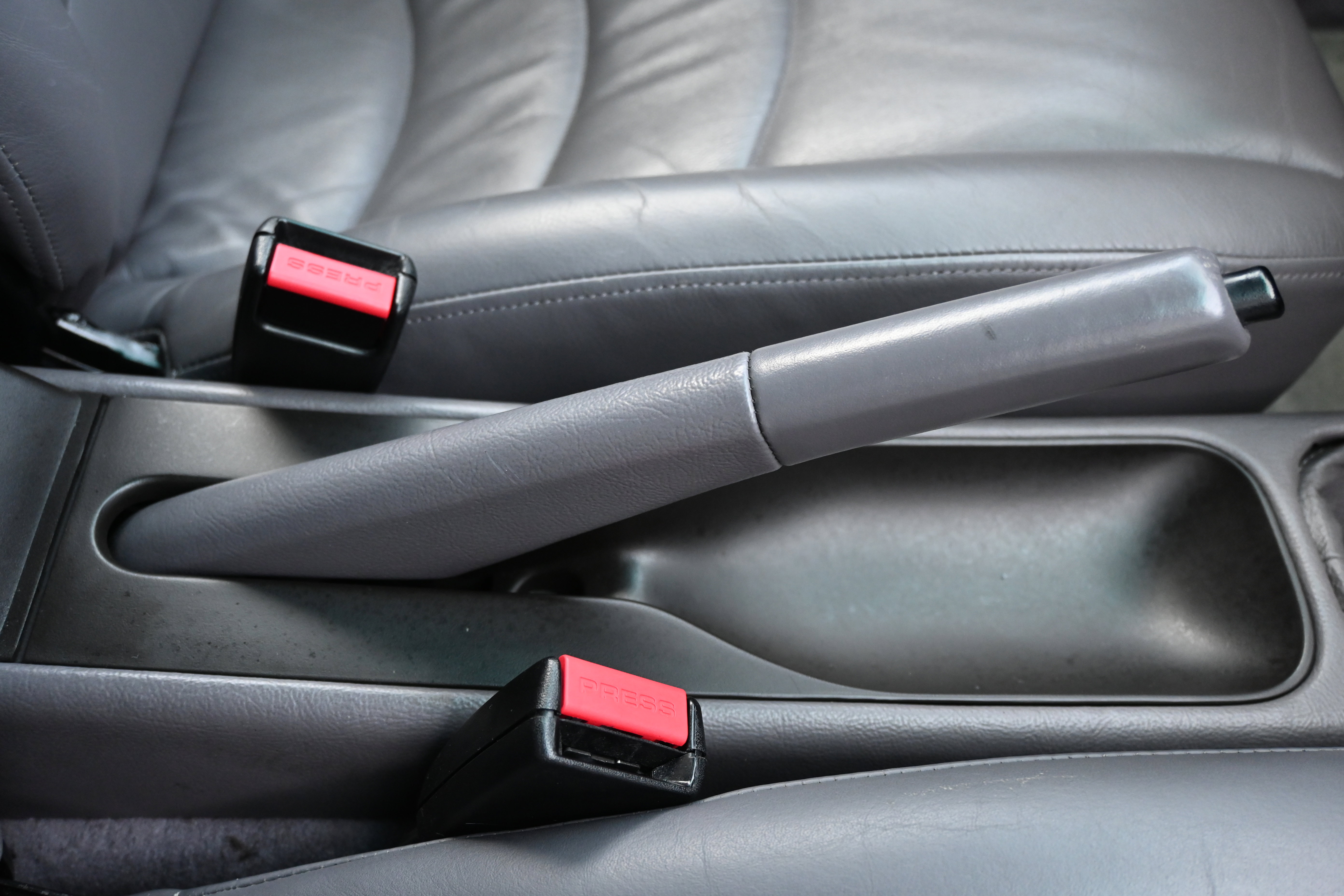 Used 1997 Porsche 911 Carrera 4 image 35