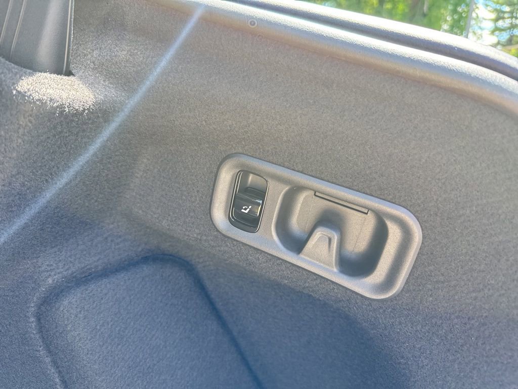 New 2026 Mercedes-Benz E 350 4MATIC Sedan image 28