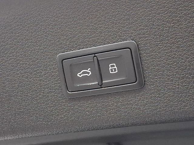 Used 2024 Audi Q8 e-tron Prestige w/ Prestige Package image 35