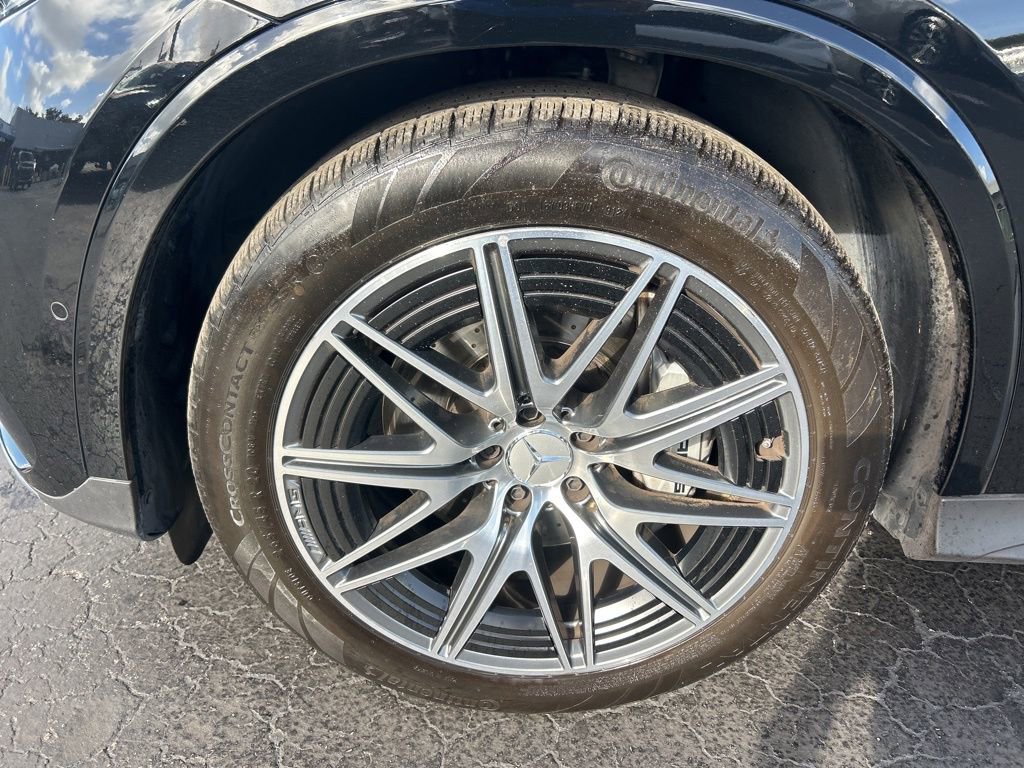 Used 2025 Mercedes-Benz GLC 43 AMG 4MATIC image 19