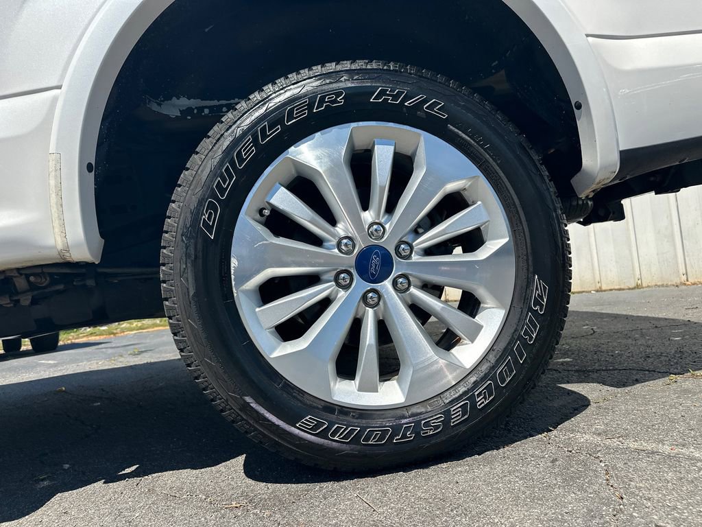 Used 2015 Ford F150 Lariat w/ Equipment Group 501A Mid AWD/4WD image 20