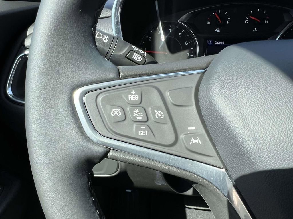 Used 2023 Chevrolet Equinox LT AWD/4WD image 21