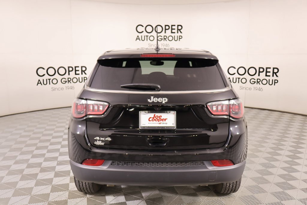 Used 2025 Jeep Compass Sport image 20