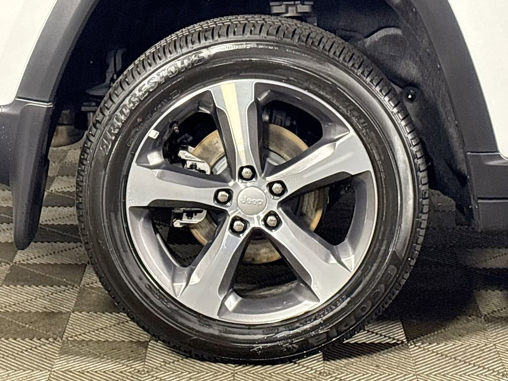 New 2025 Jeep Grand Cherokee Limited w/ MOPAR Finishing Package image 24