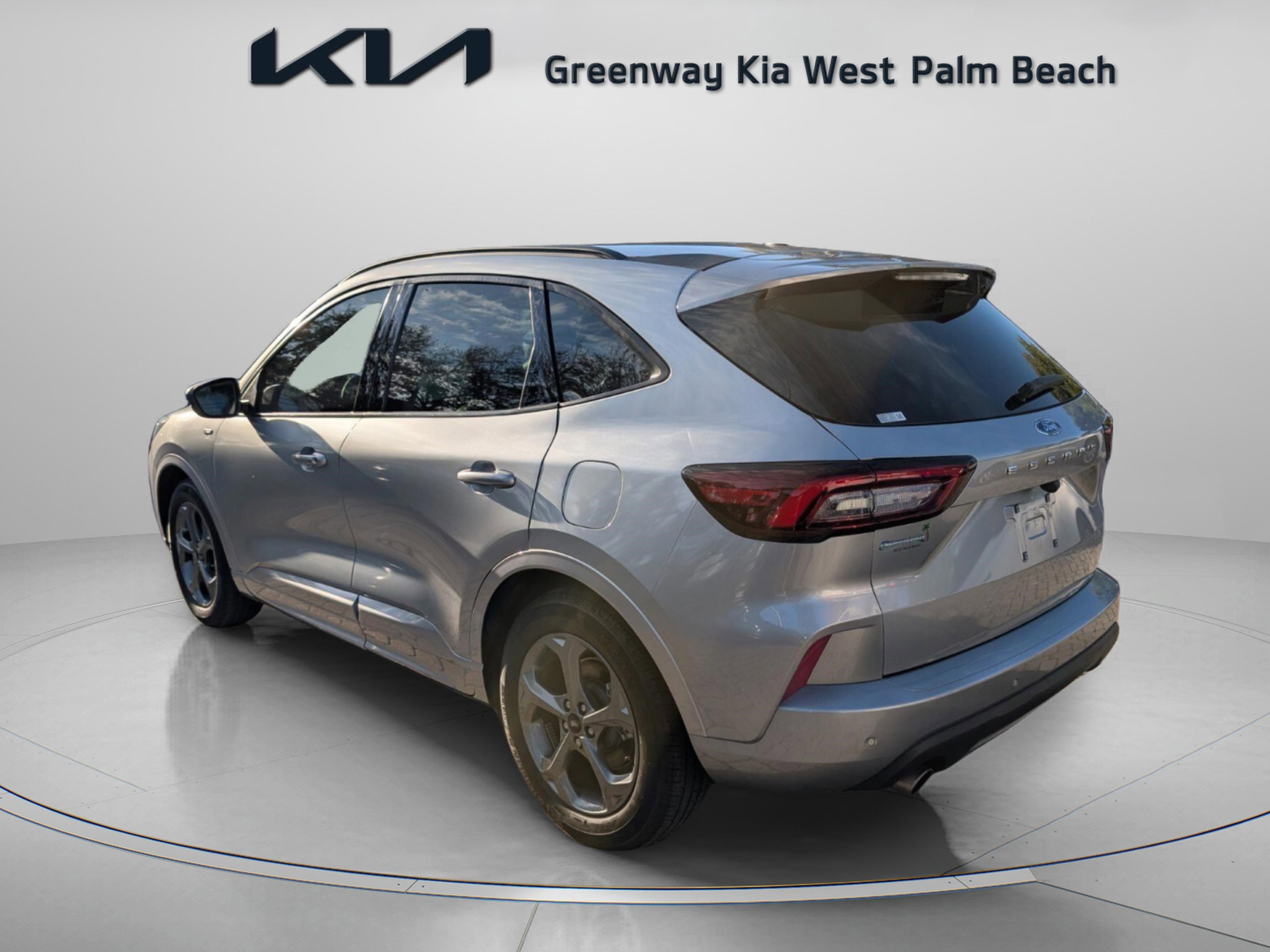 Used 2023 Ford Escape ST-Line w/ Tech Pack #1 image 6