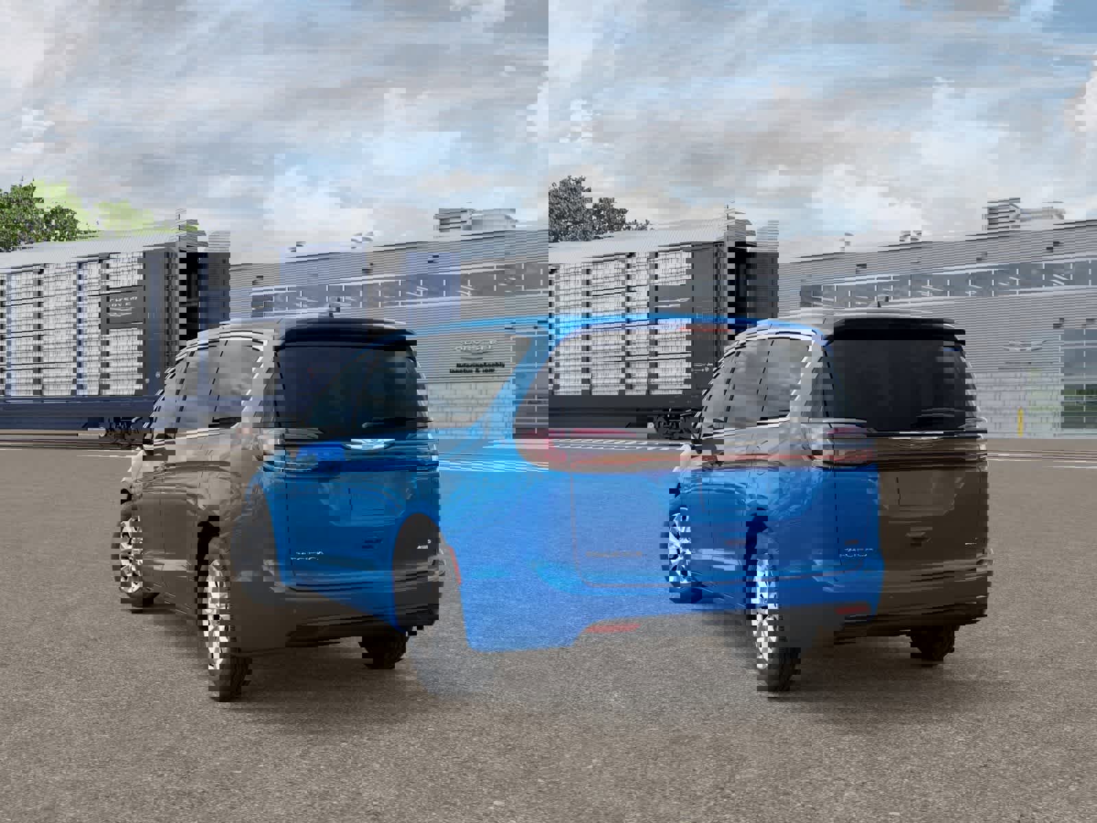 New 2026 Chrysler Pacifica Select image 3