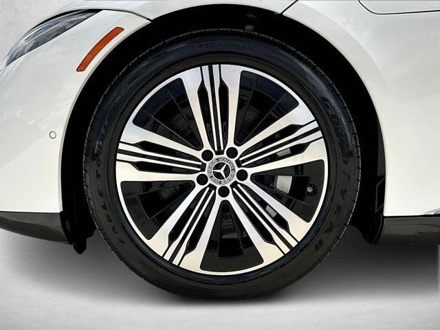 Used 2022 Mercedes-Benz EQS 450+ Sedan image 10