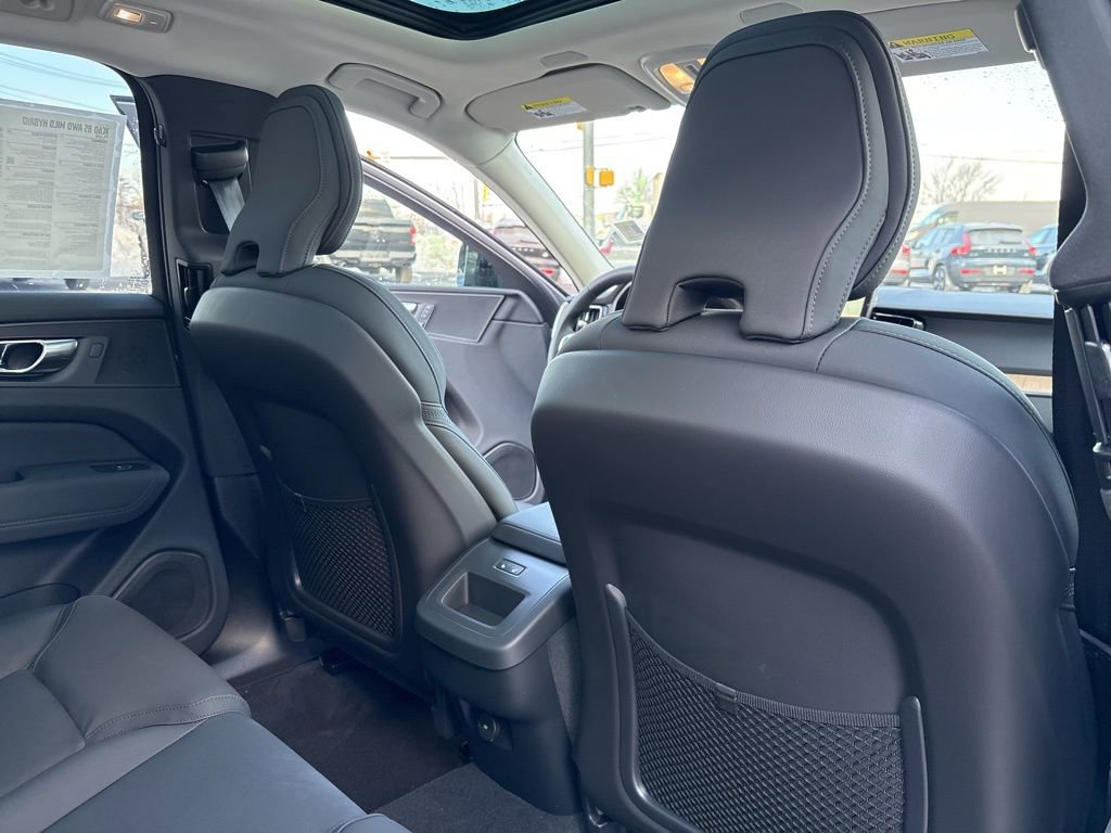 New 2026 Volvo XC60 B5 Plus w/ Protection Package Premier image 43