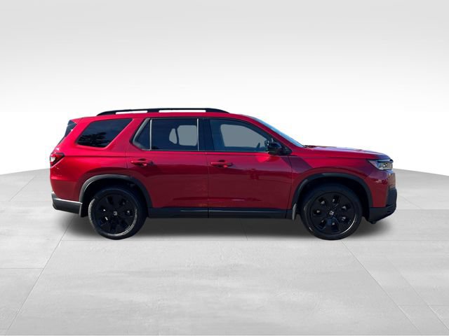 New 2026 Honda Pilot Black Edition image 9