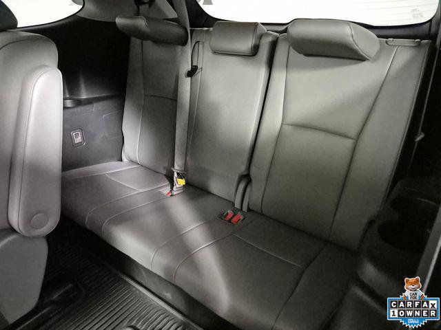 Certified 2022 Toyota Highlander Platinum AWD/4WD image 29